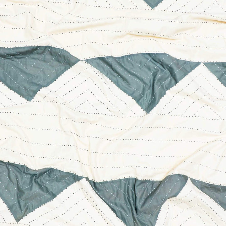 Triangle Quilt Throw